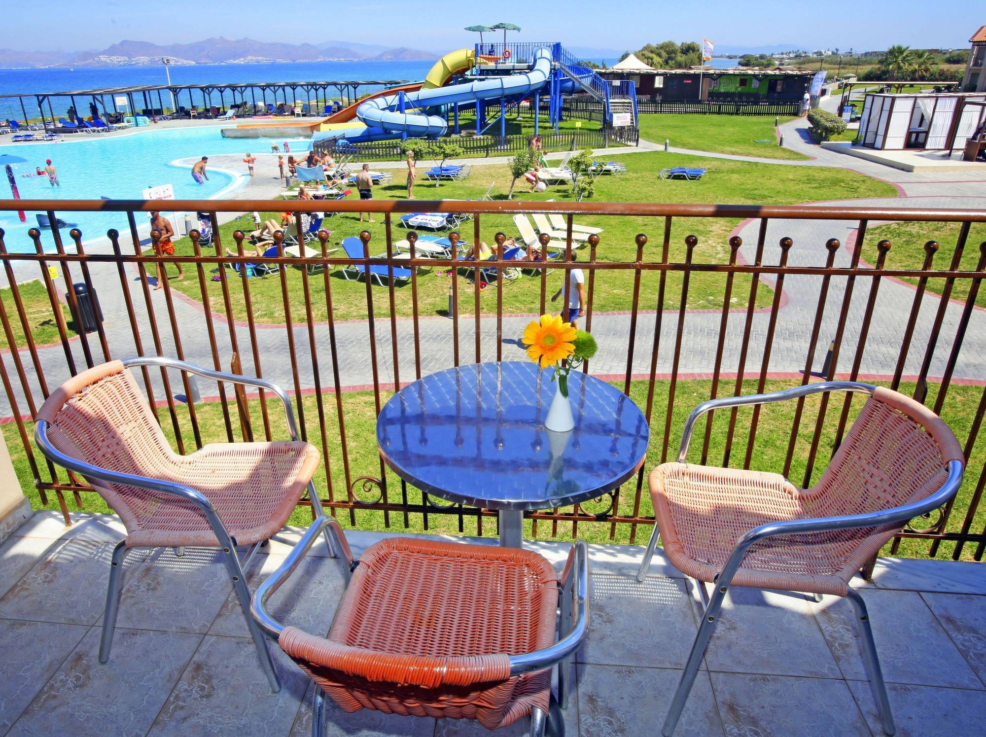 Aquis Marine Resort Tigaki Exterior foto